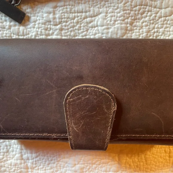 STS Ranchwear Rustic Brown Leather Wallet - Picture 2 of 4